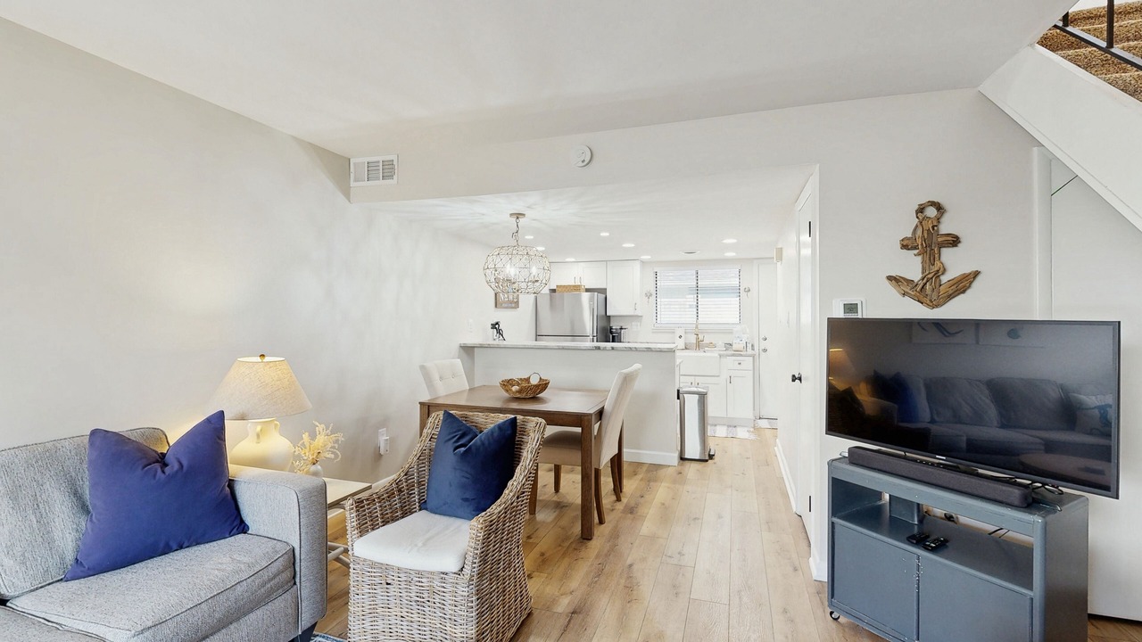 Photo of Livingroom in North Ocean City