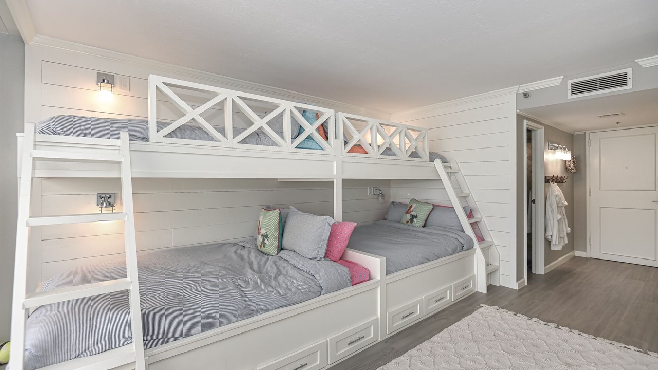 Photo of Bedroom in Galveston