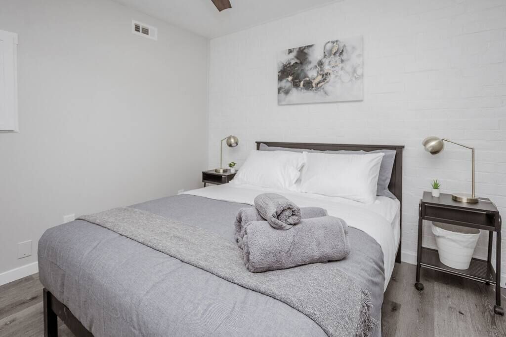 Photo of Bedroom in University District