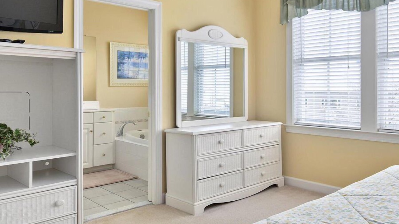 Photo of Bedroom in Sunset Island