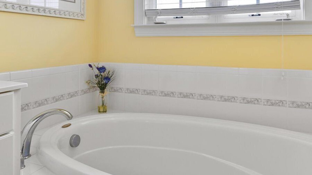 Photo of Bathroom in Sunset Island