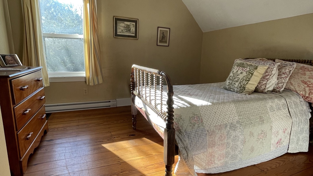 Photo of Bedroom in Orrs Island