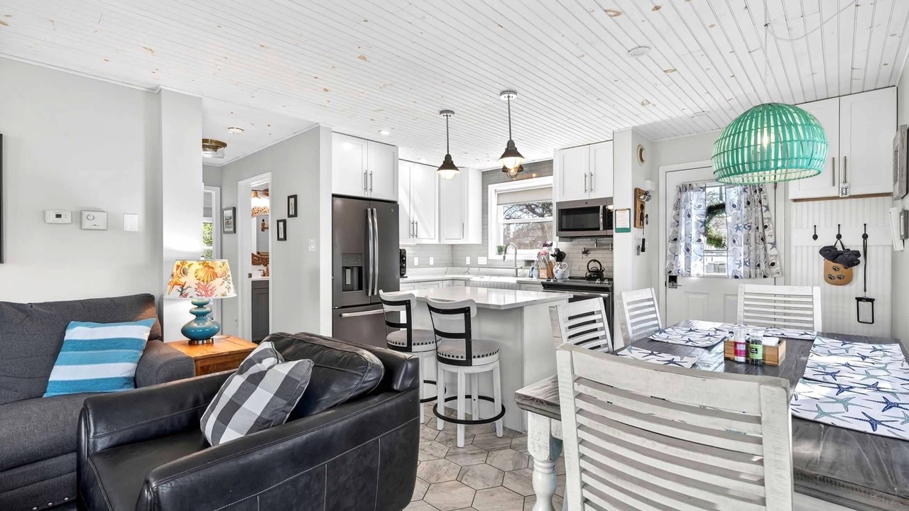 Photo of Livingroom in Scarborough