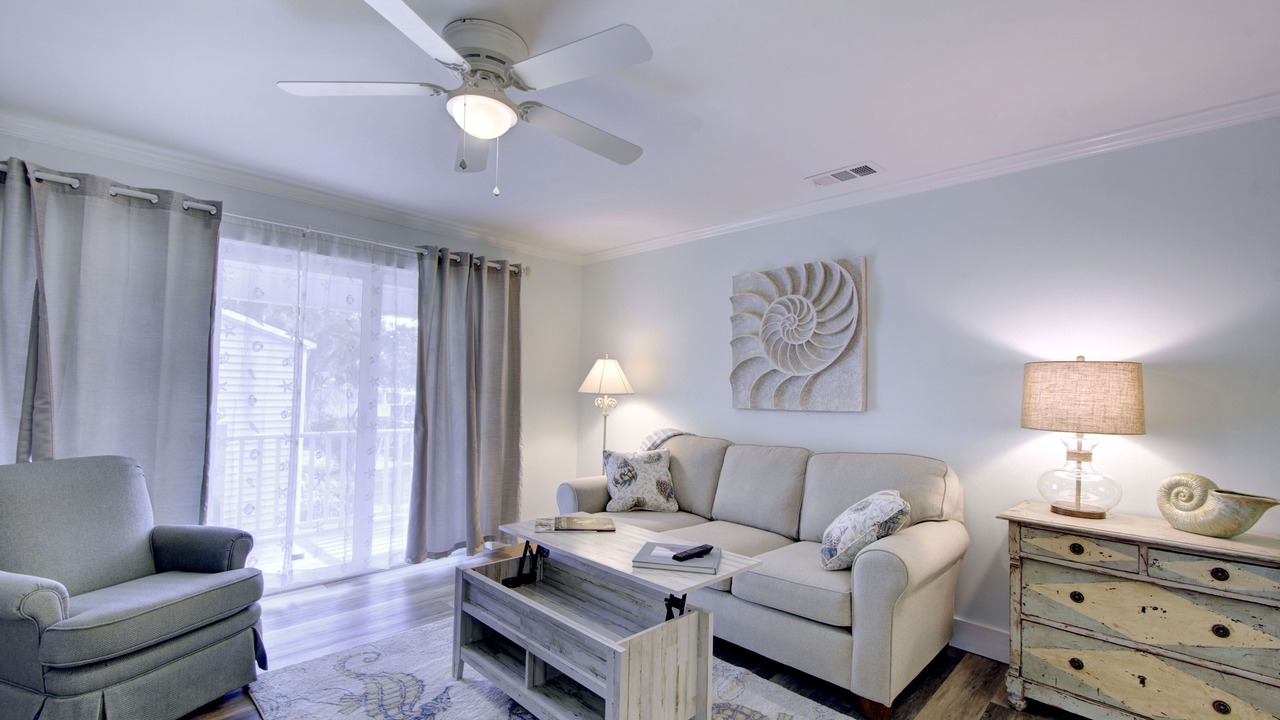 Photo of Livingroom in Demere Park