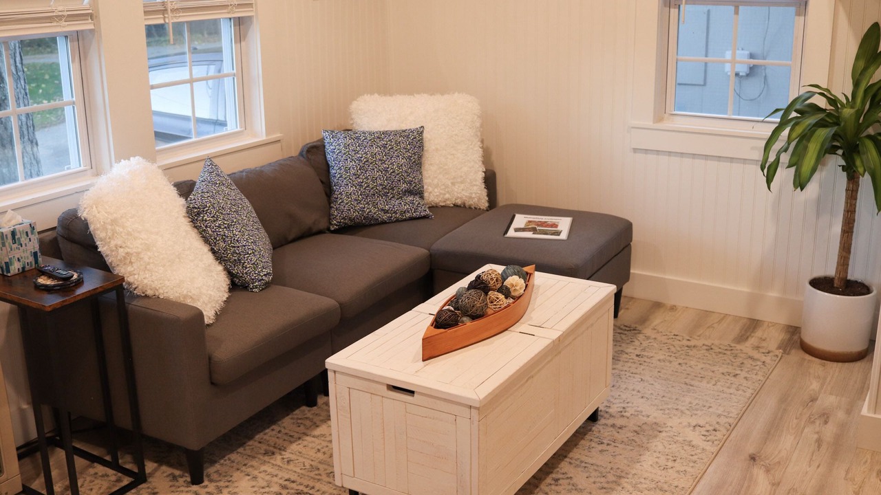 Photo of Livingroom in Hampden