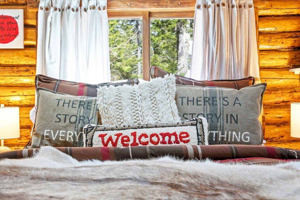 Photo of Bedroom in Boothbay Harbor