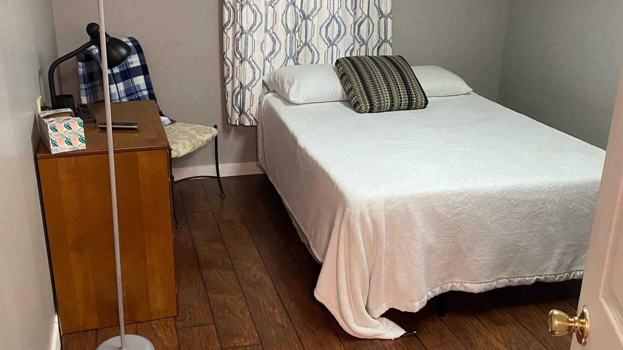 Photo of Bedroom in Sunbury
