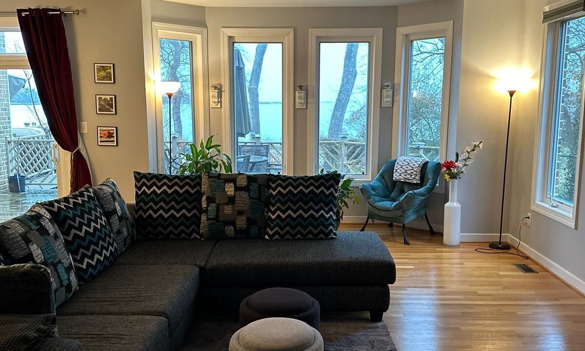 Photo of Livingroom in Hampton