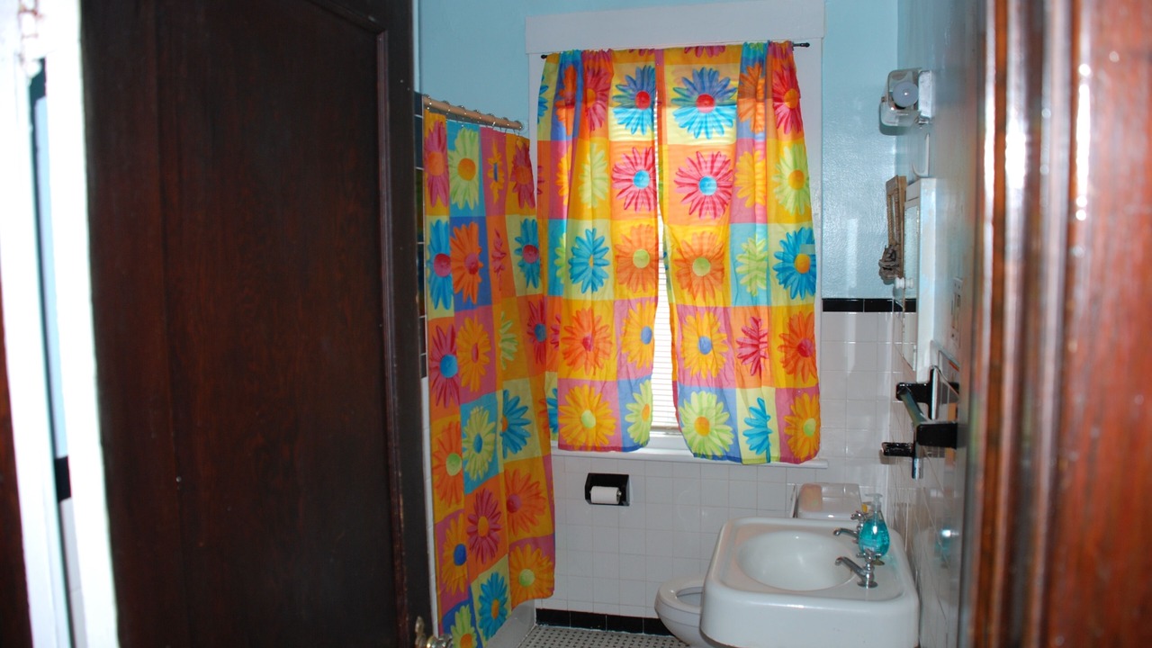 Photo of Bedroom in Cottage Line