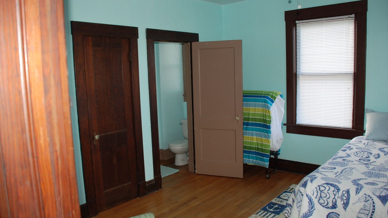 Photo of Bedroom in Cottage Line