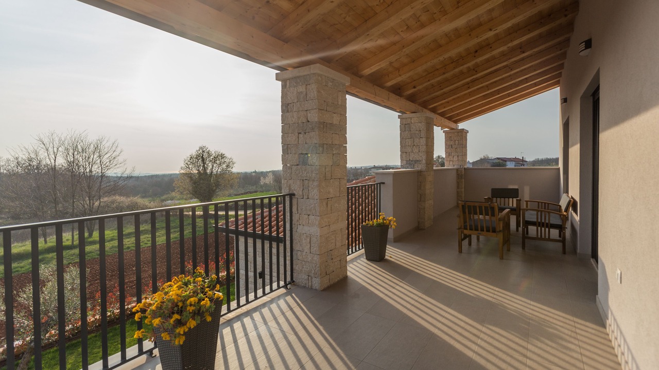 Photo of Patio Balcony in Mofardini