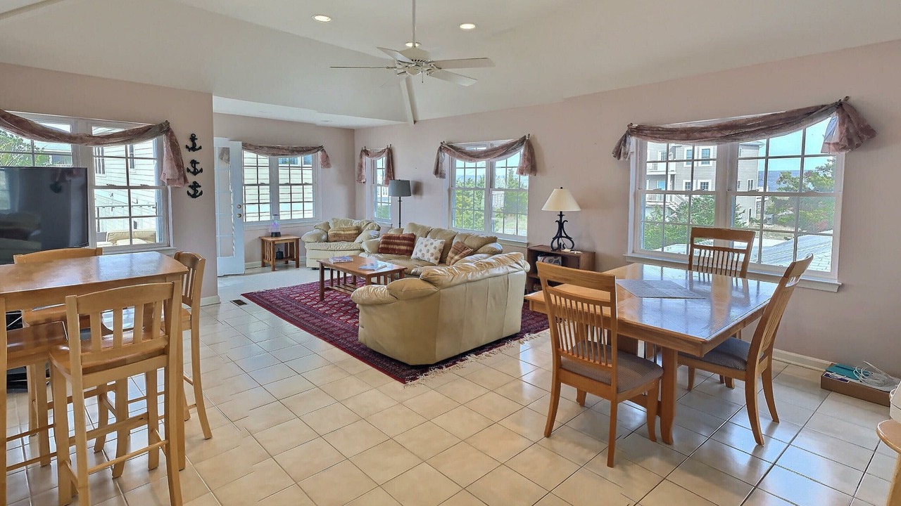 Photo of Livingroom in Broadkill Beach
