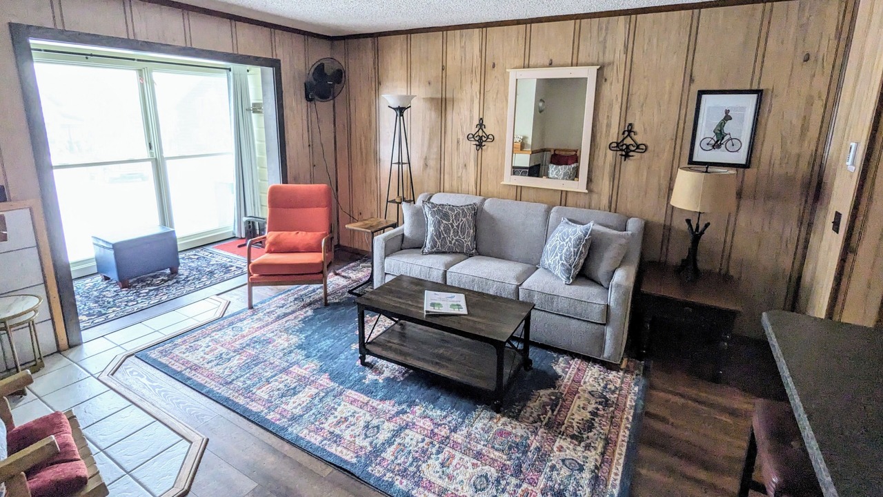 Photo of Livingroom in Edray