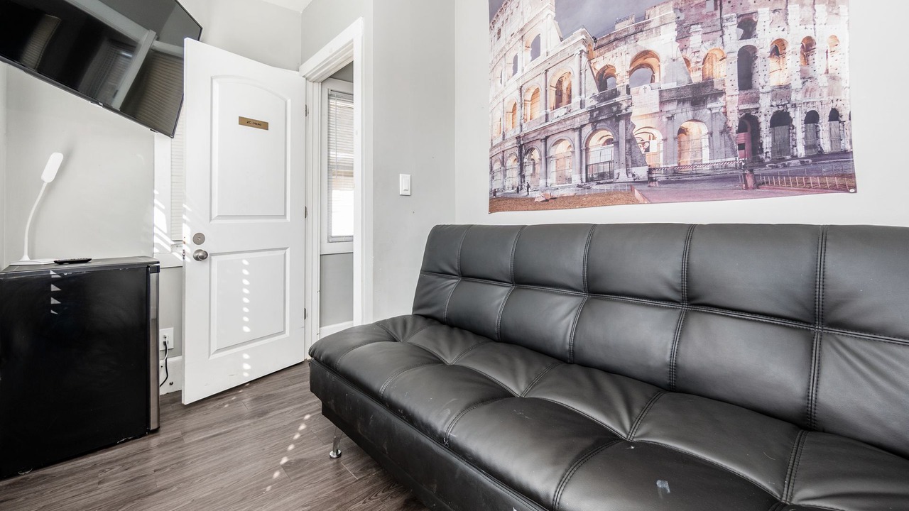 Photo of Livingroom in Old North Columbus