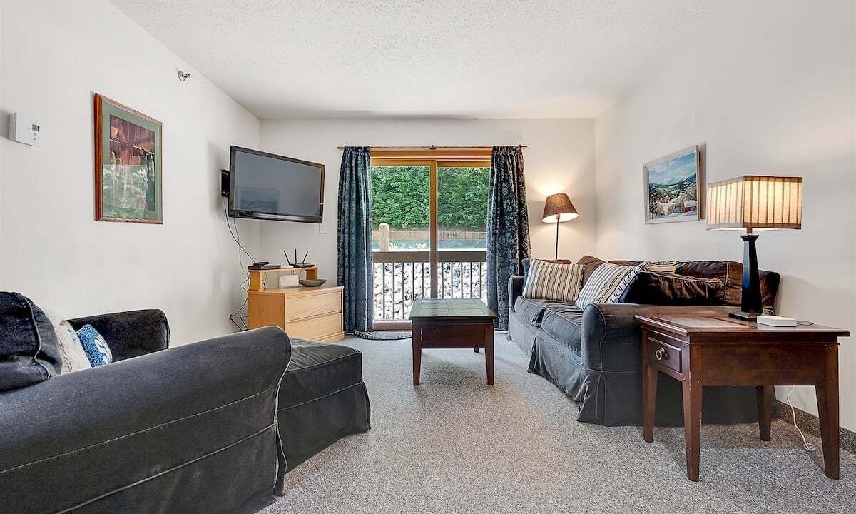 Photo of Livingroom in Sunday River Area