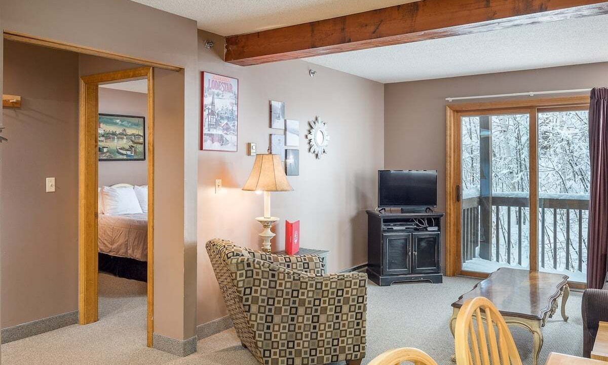 Photo of Livingroom in Sunday River Area