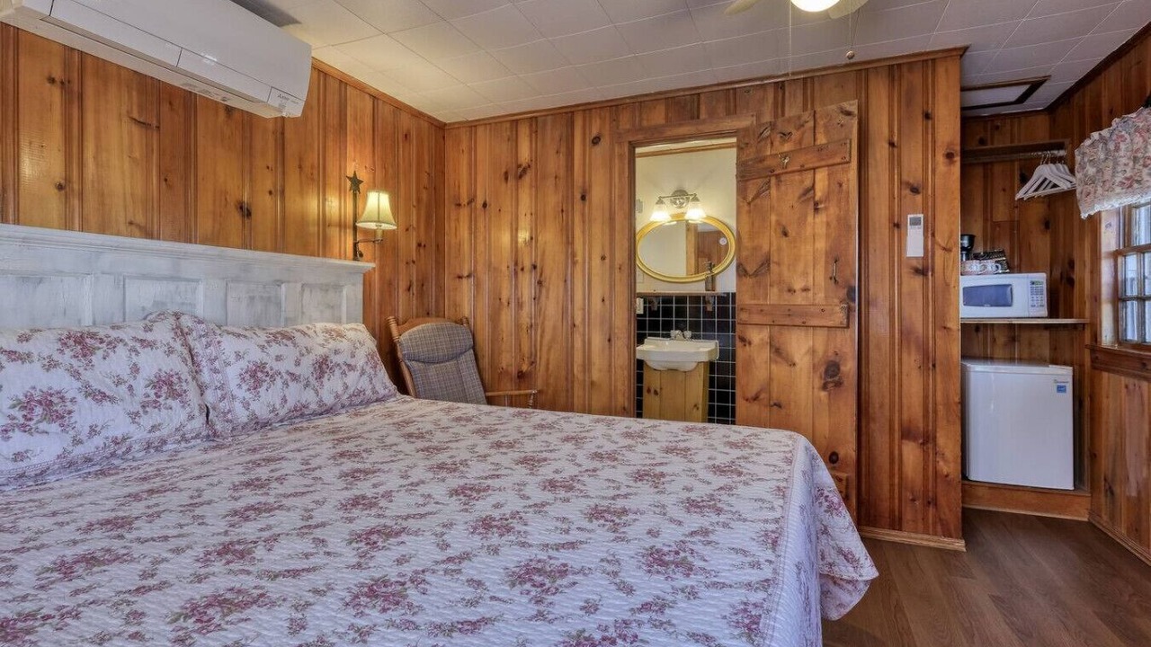 Photo of Bedroom in Trenton