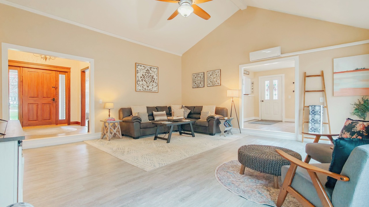 Photo of Livingroom in Ellsworth