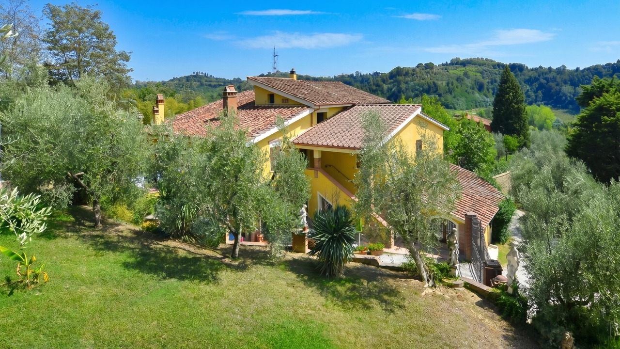 Photo of Others in Montopoli in Val d'Arno