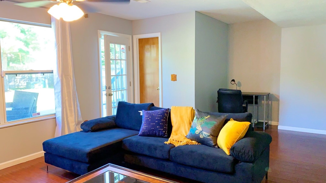 Photo of Livingroom in Easton