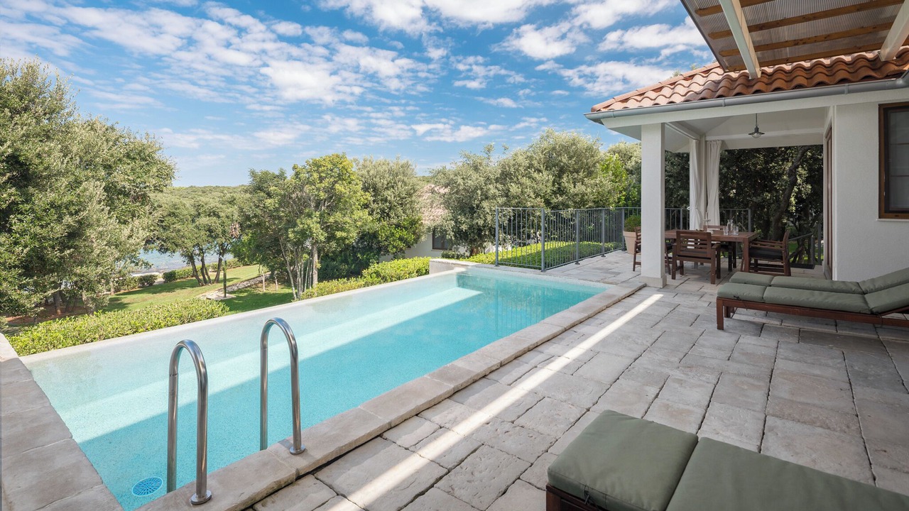 Photo of Patio Balcony in Bale