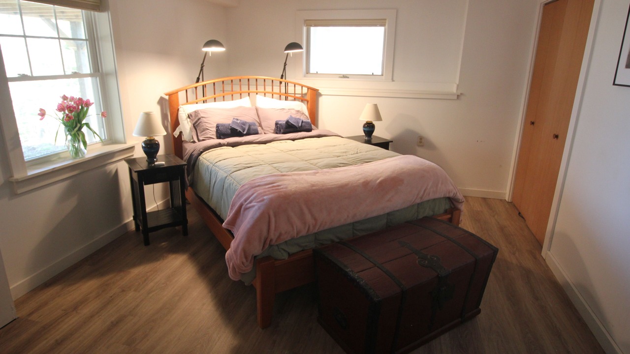 Photo of Bedroom in Salsbury Cove