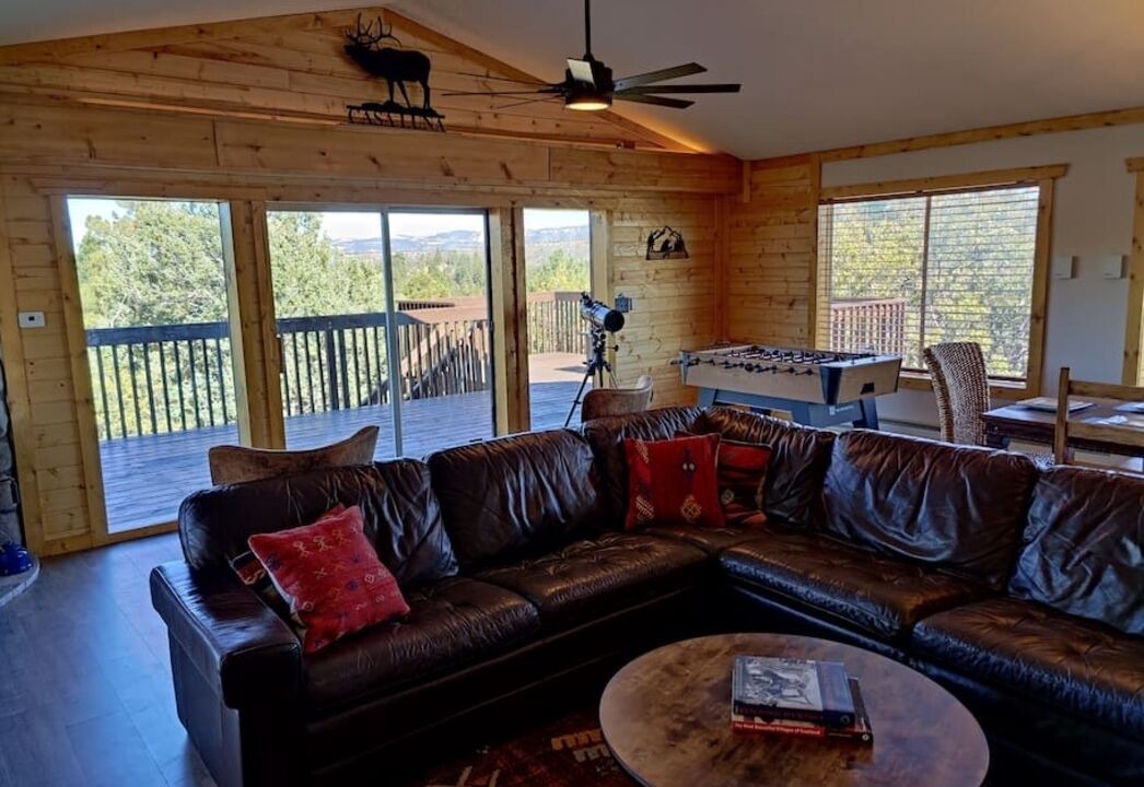 Photo of Livingroom in Long Valley Junction