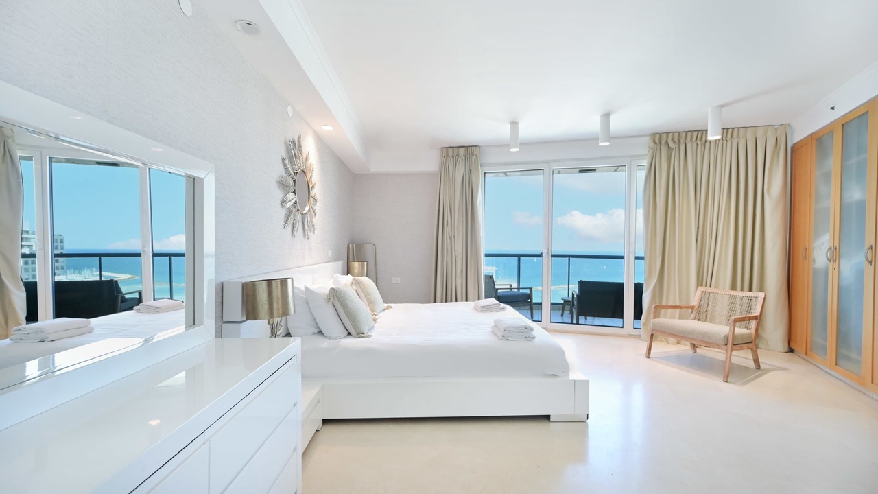 Photo of Bedroom in Tel Aviv Promenade