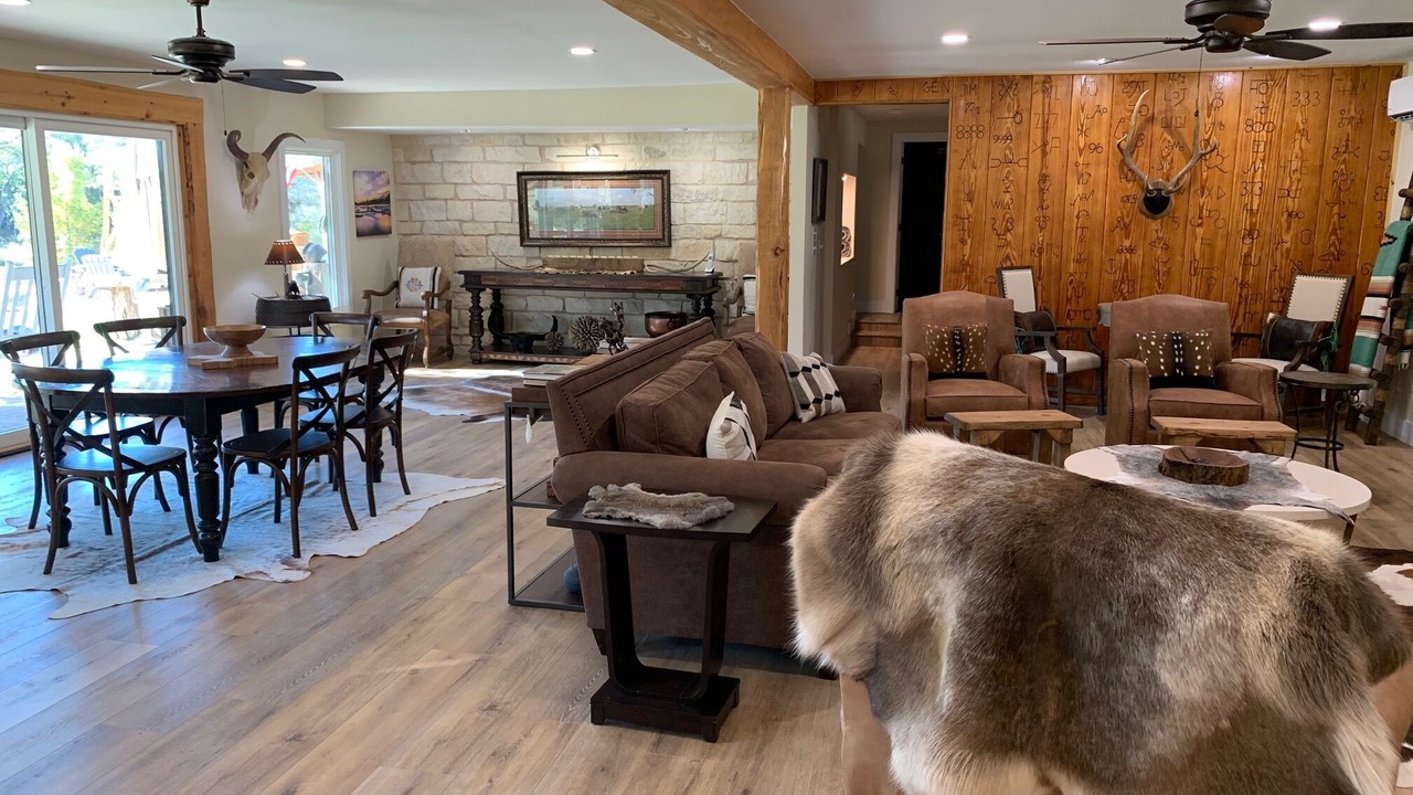 Photo of Livingroom in Hunt