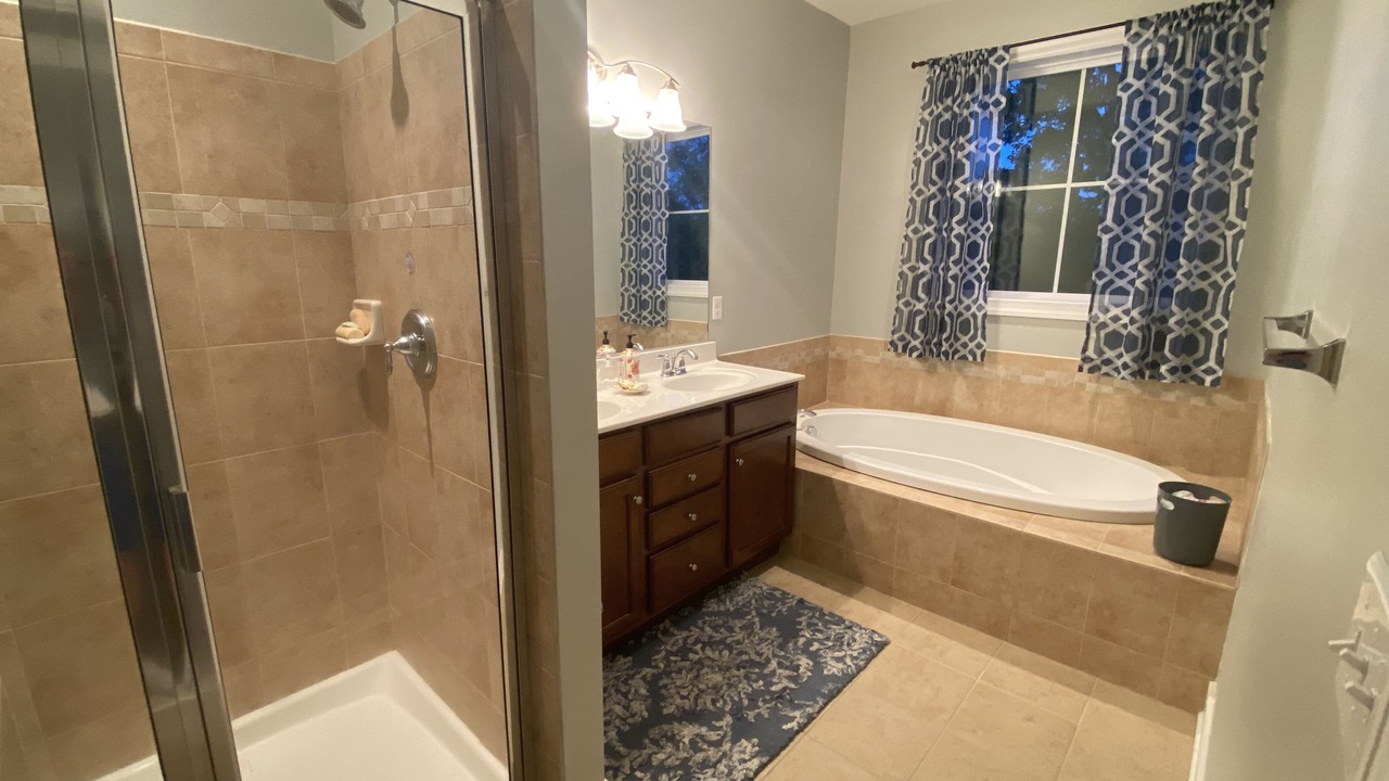 Photo of Bathroom in Sawgrass South