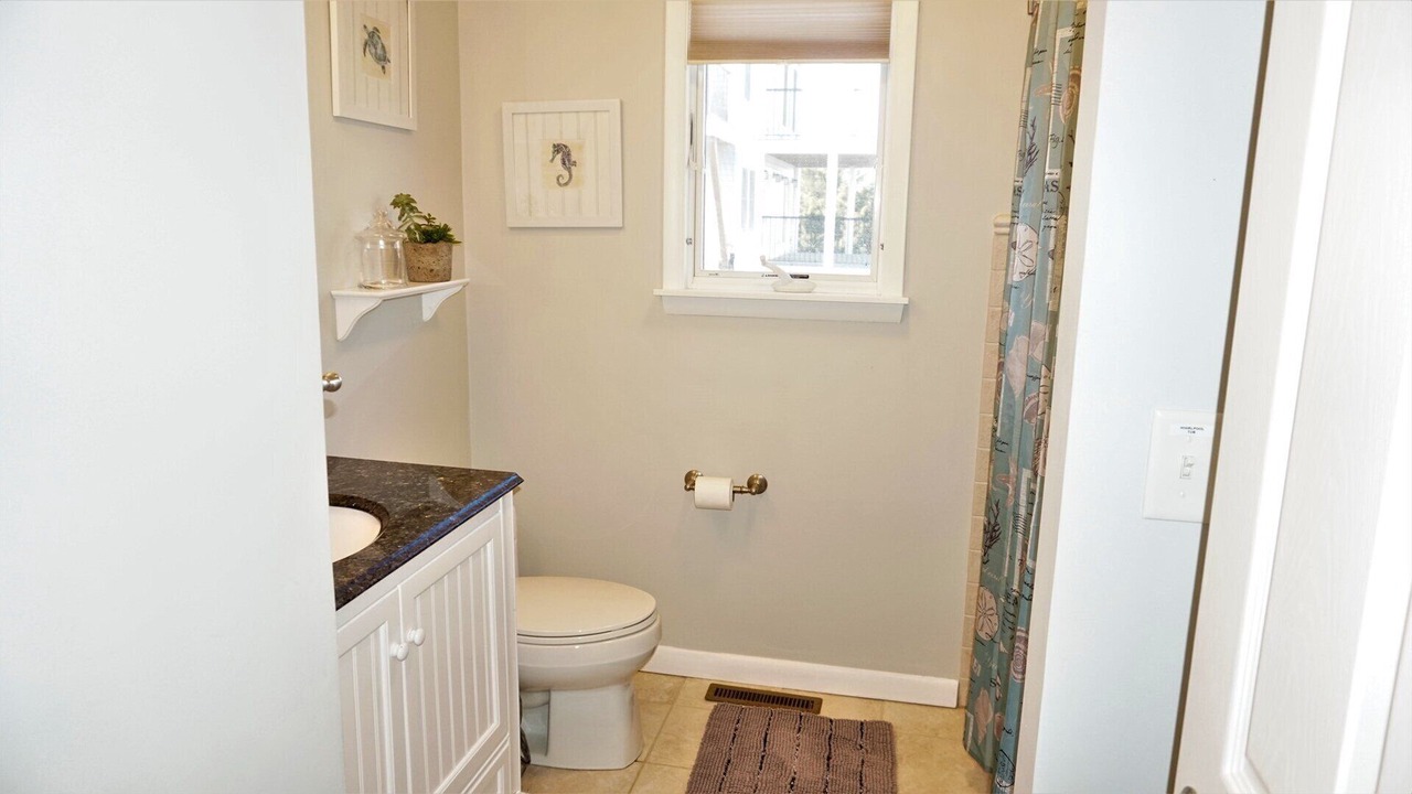 Photo of Bathroom in Broadkill Beach