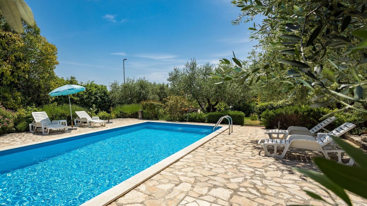 Photo of Outdoor in Frata