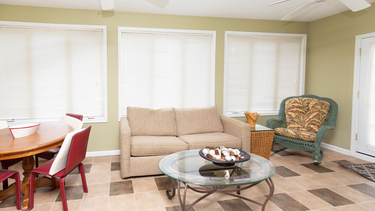 Photo of Livingroom in Country Club Estates