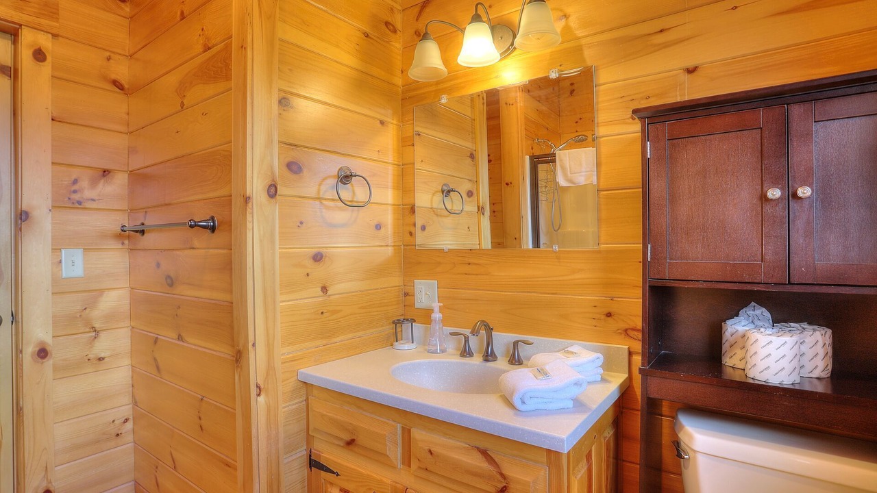Photo of Bathroom in Oquossoc