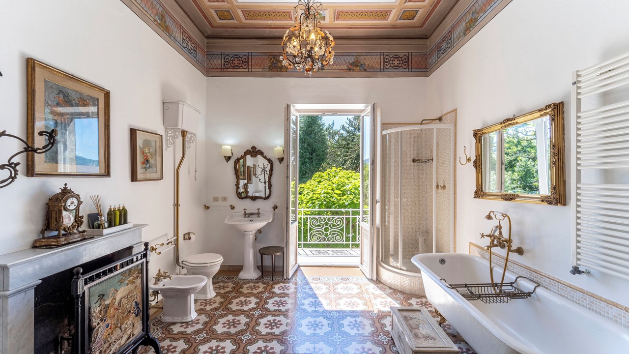 Photo of Bathroom in Mologno