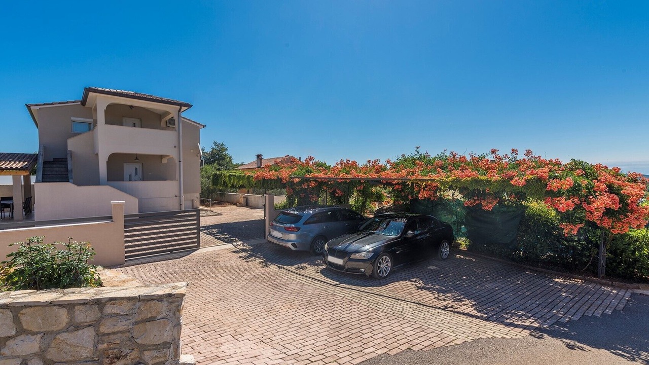 Photo of Outdoor in Brnobici