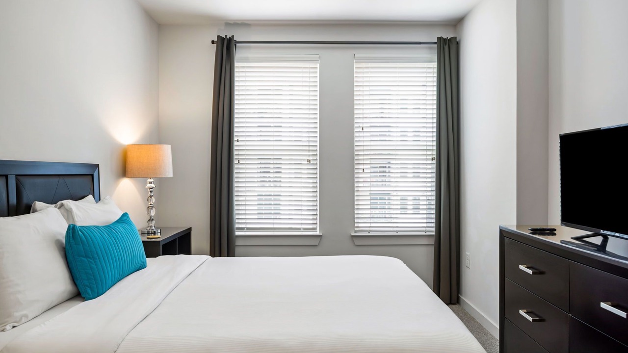 Photo of Bedroom in Midtown