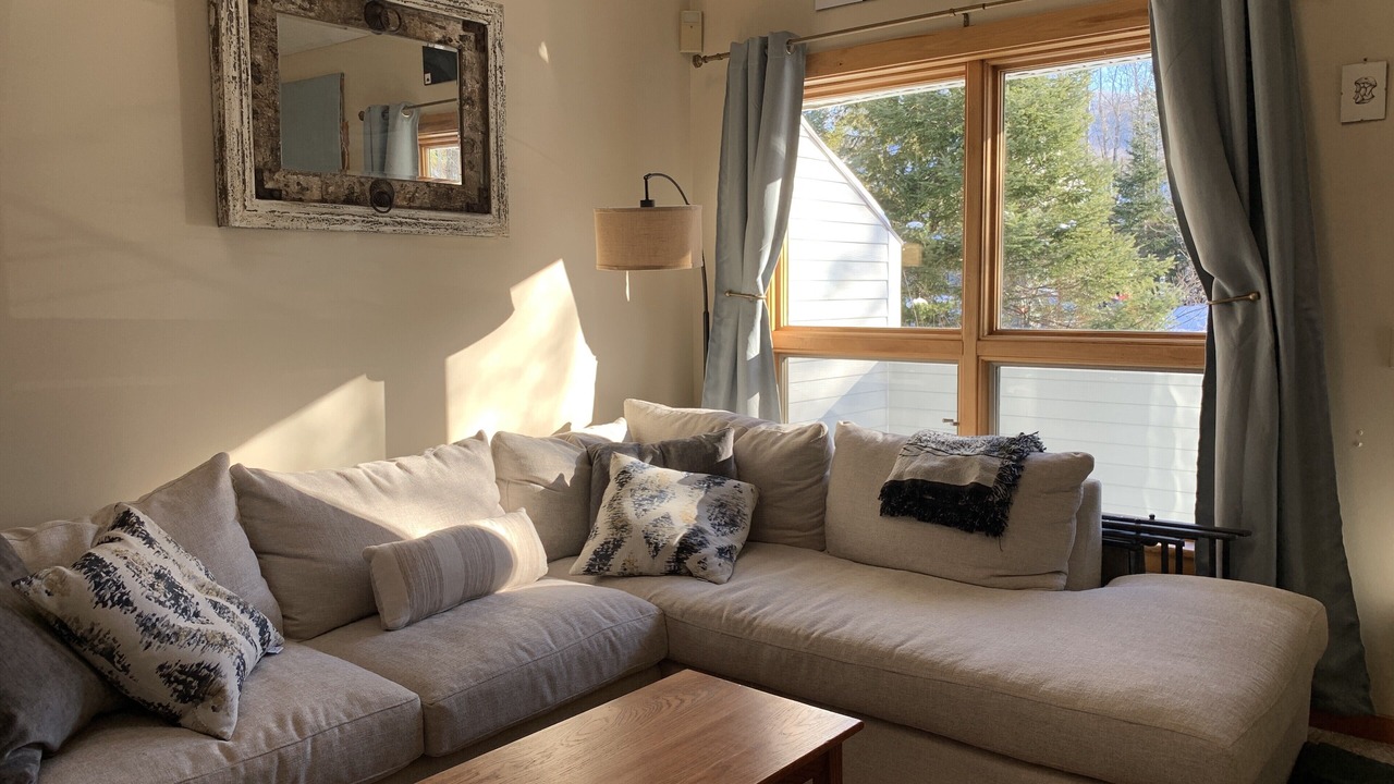 Photo of Livingroom in Carrabassett Valley