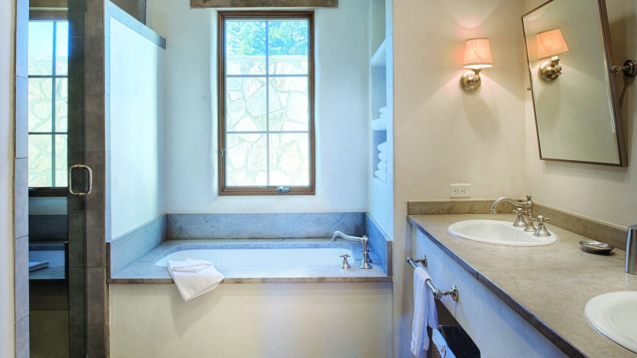 Photo of Bathroom in Ingram