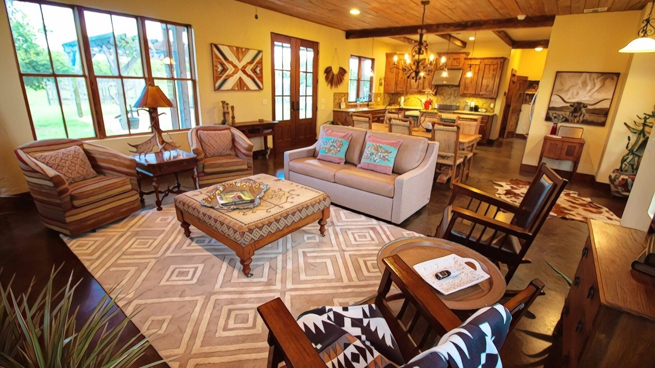 Photo of Livingroom in Fredericksburg
