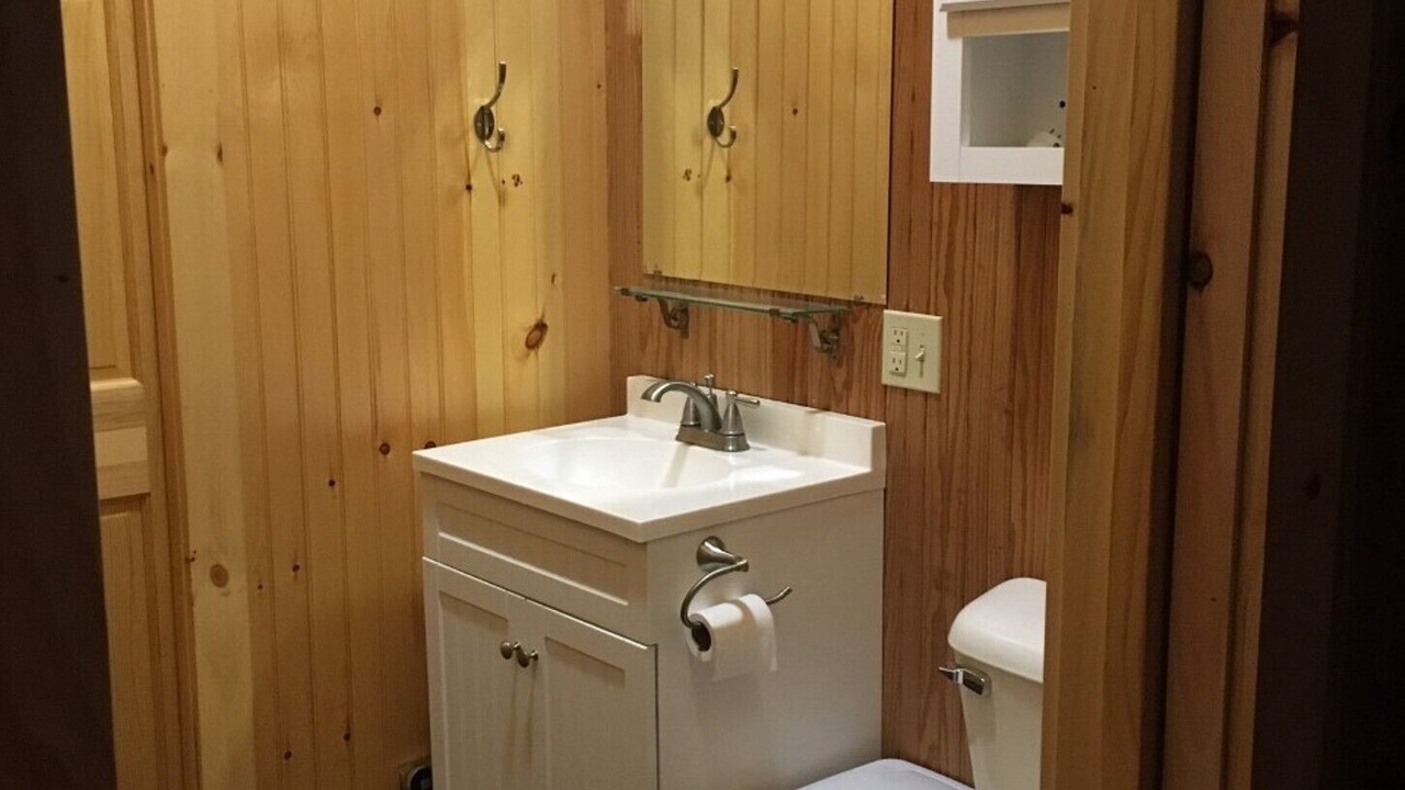 Photo of Bedroom in Winthrop