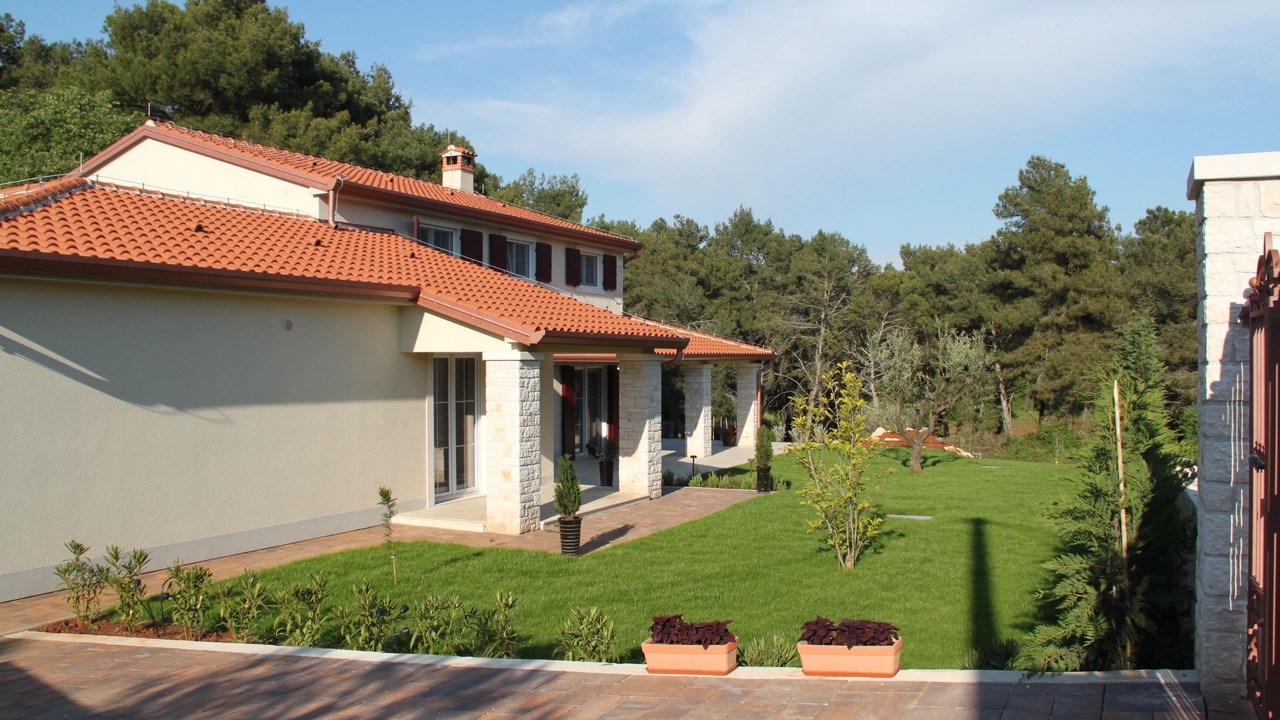 Photo of Others in Tar-Vabriga