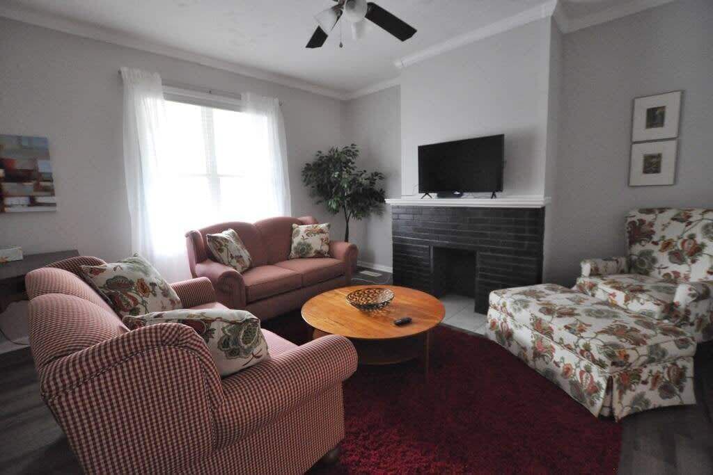 Photo of Livingroom in West Columbus
