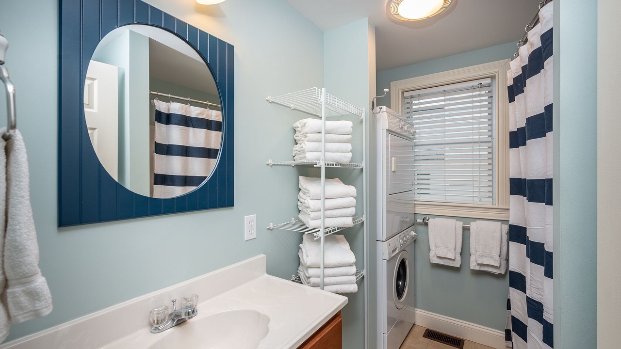 Photo of Bathroom in York Beach
