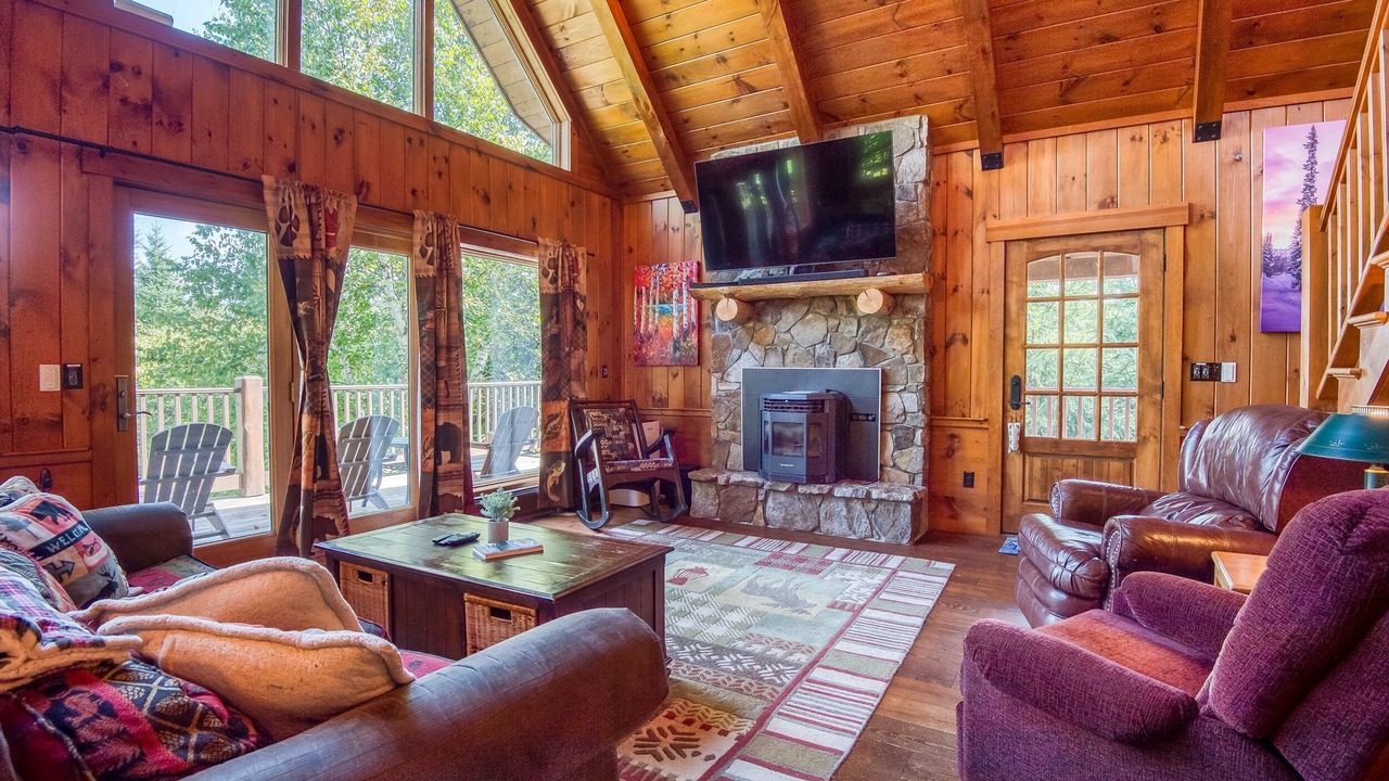 Photo of Livingroom in Rangeley Plantation