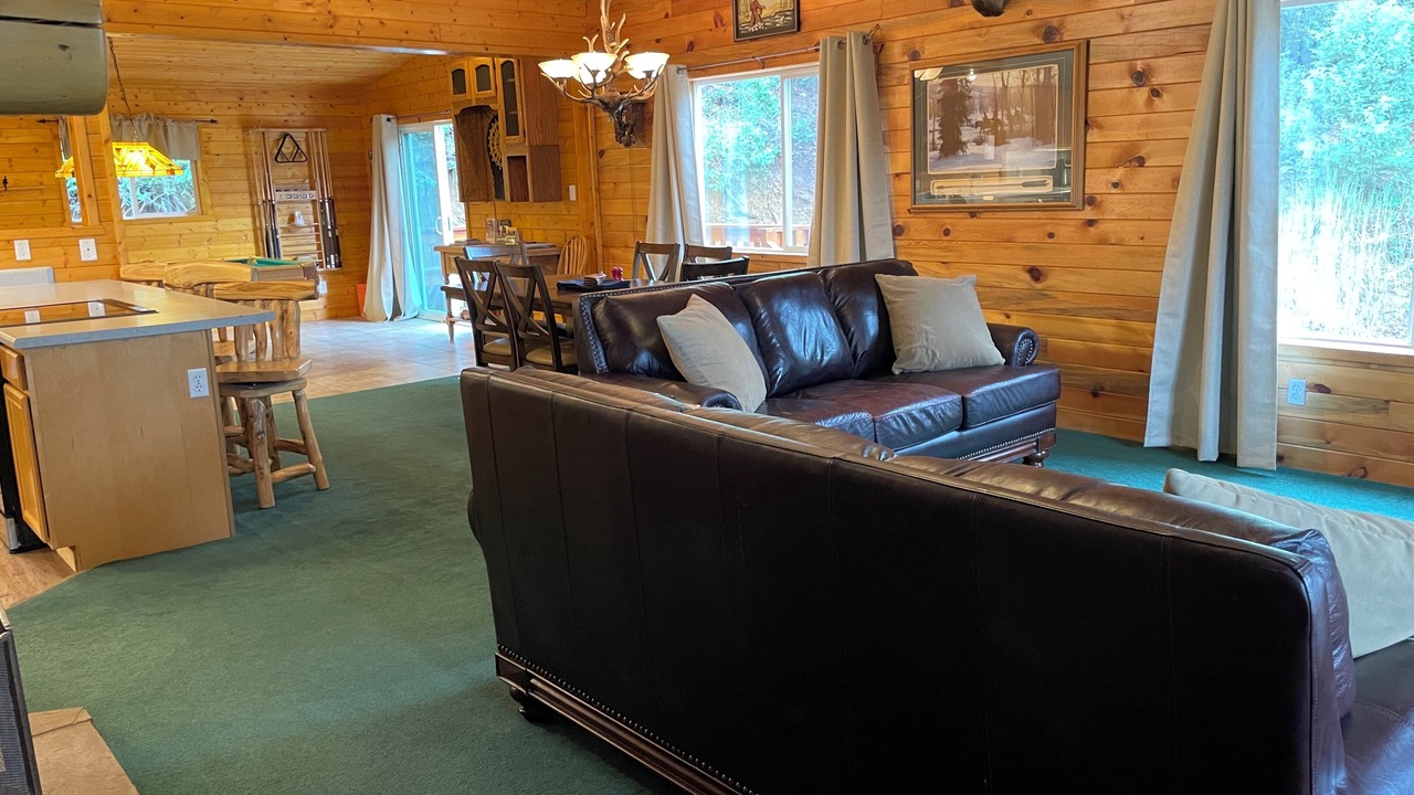 Photo of Livingroom in Long Valley Junction
