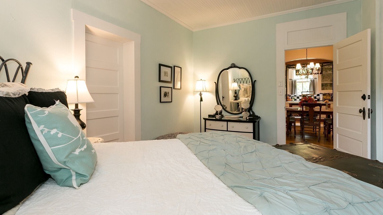 Photo of Bedroom in Fredericksburg