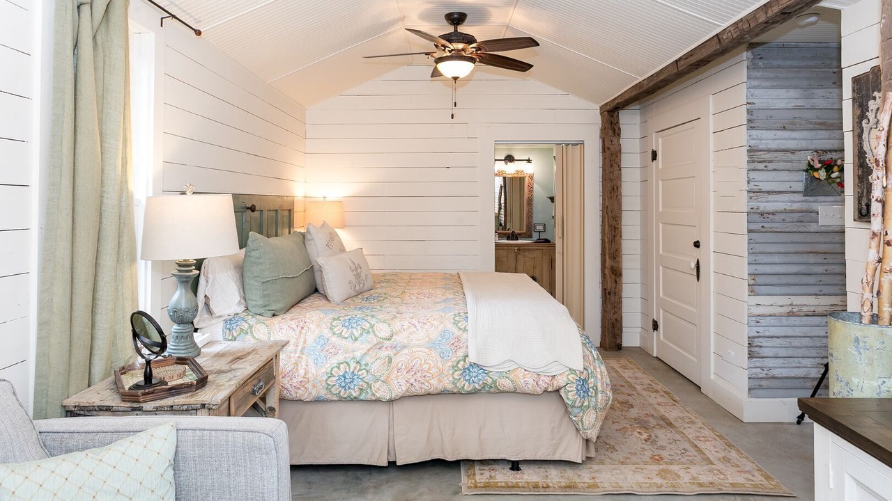 Photo of Bedroom in Fredericksburg