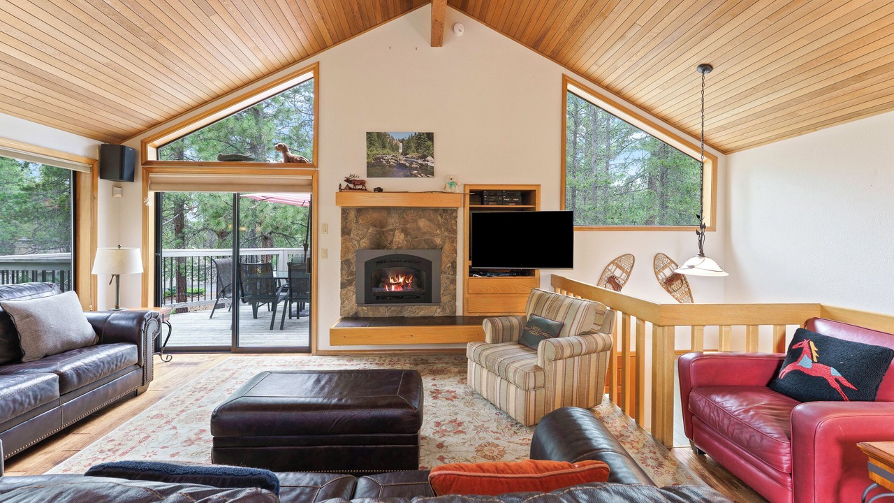 Photo of Livingroom in Sunriver