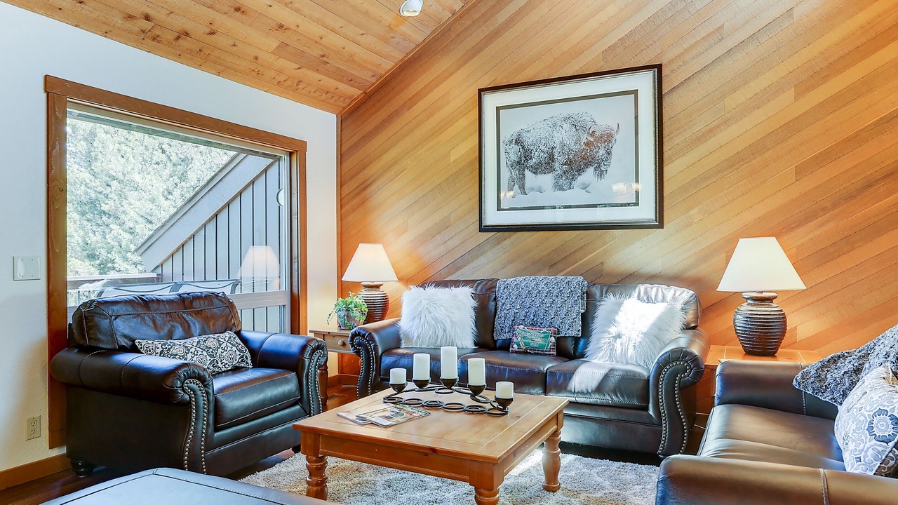 Photo of Livingroom in Sunriver